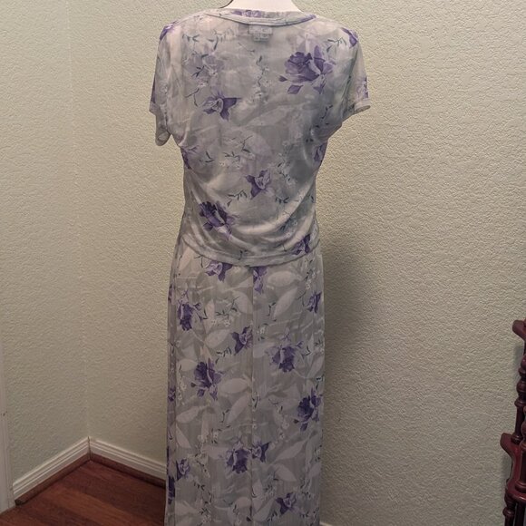 Long Floral Dress for Ladies- Size M- Sleeveless-Green/Purple - Picture 7 of 10